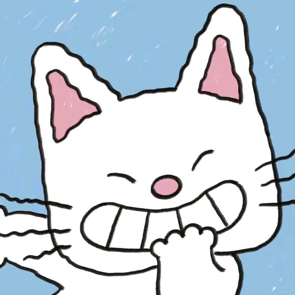 今天是个假笑女孩