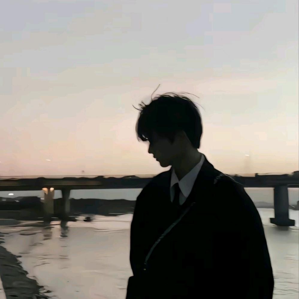 @。