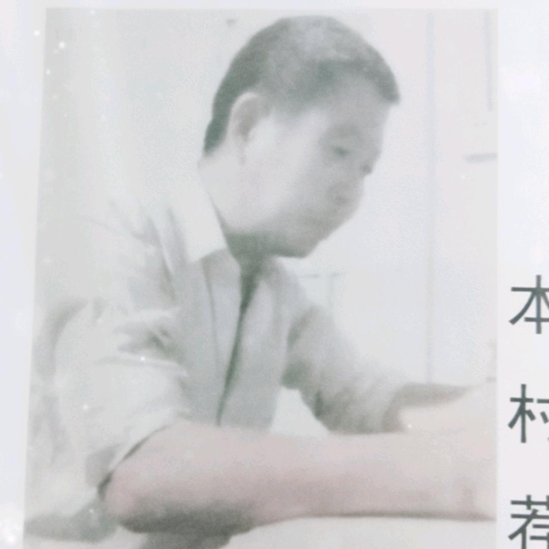 白衣哥