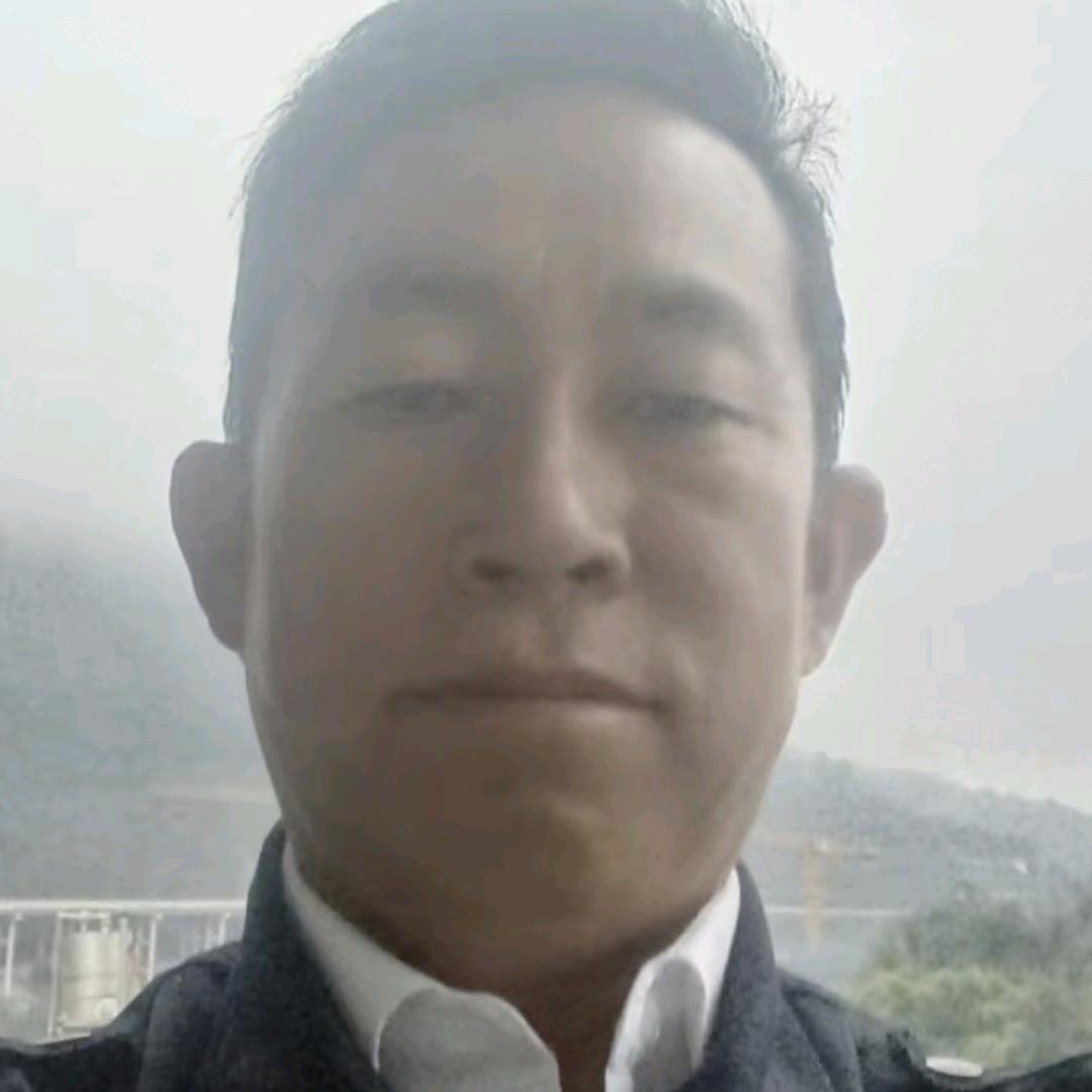 云南大理宾川单身潇洒哥