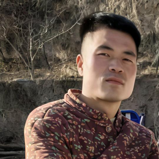 他们都叫我~岁狼