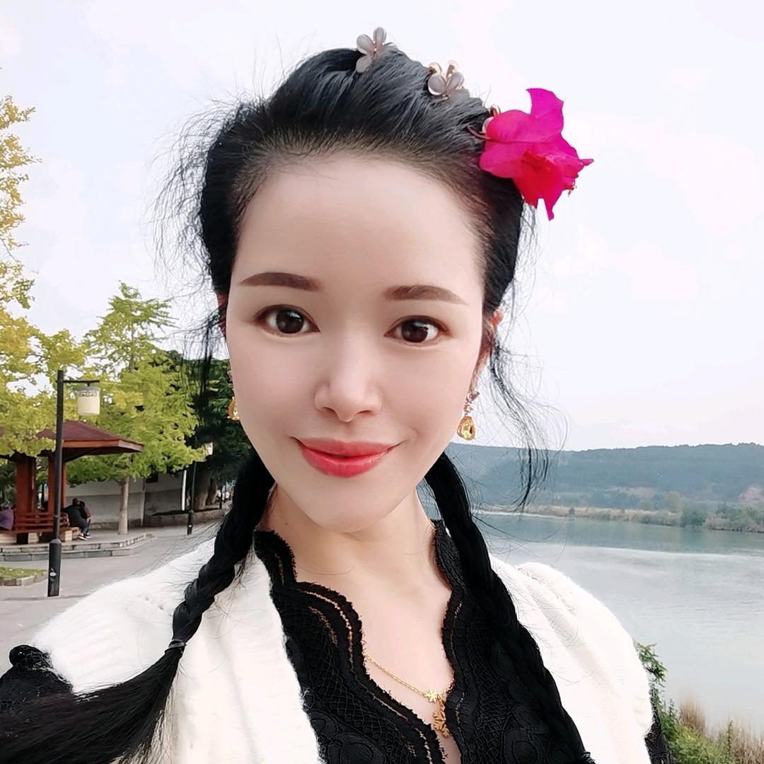 小宇妈13:14开播号在主页