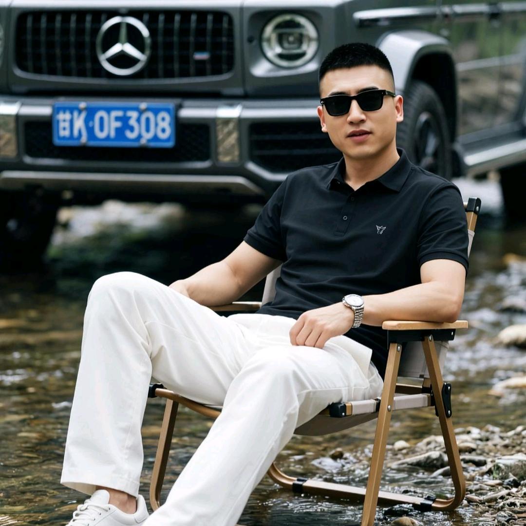 凌云，