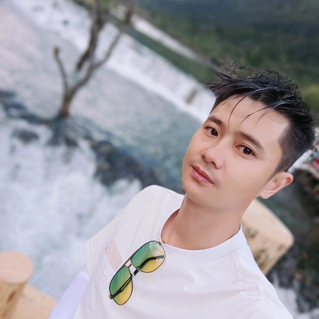 PET门板源头厂家半透混油柜门骨骼门