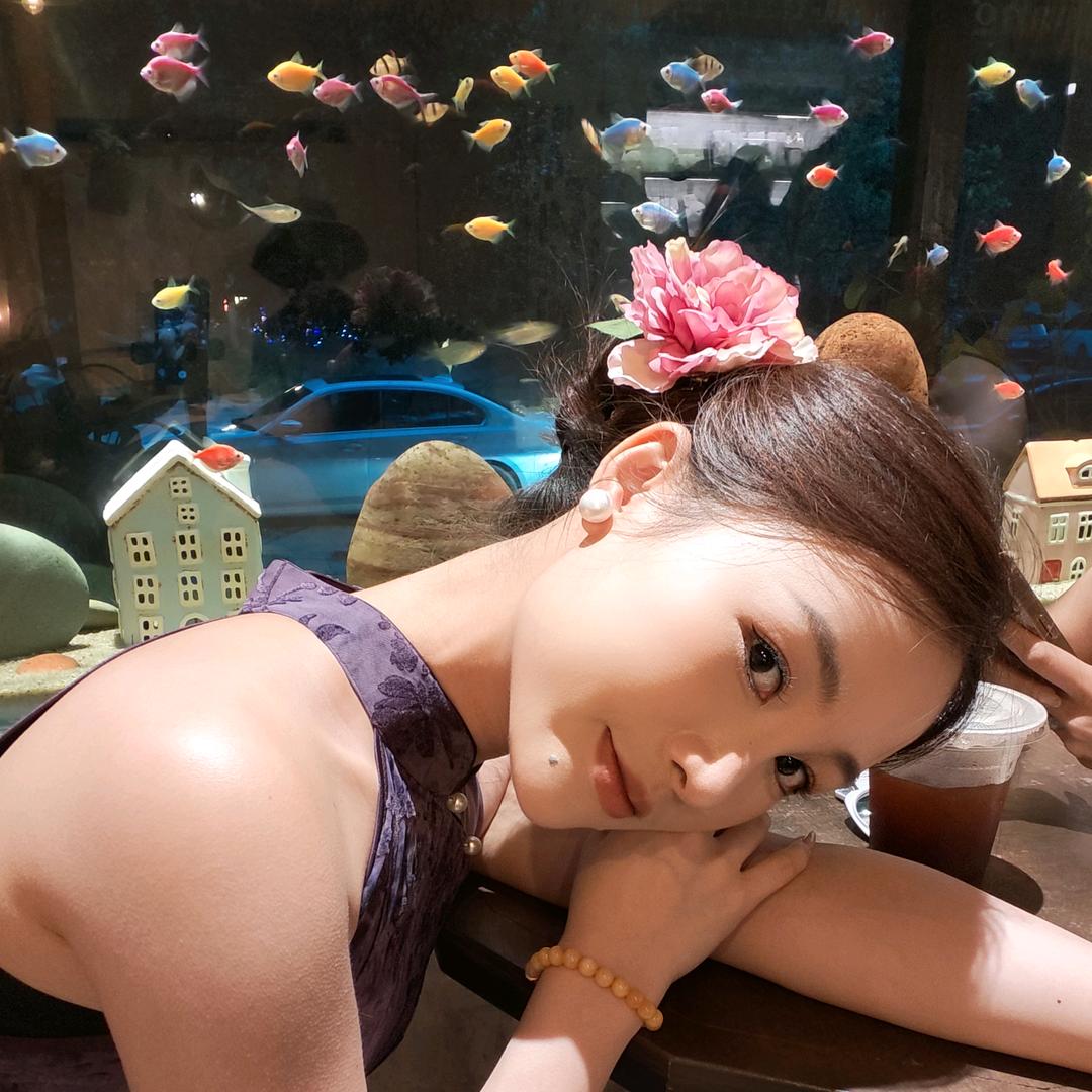 肉丝要睡了