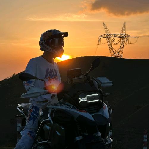 阿政·鸿兔电商