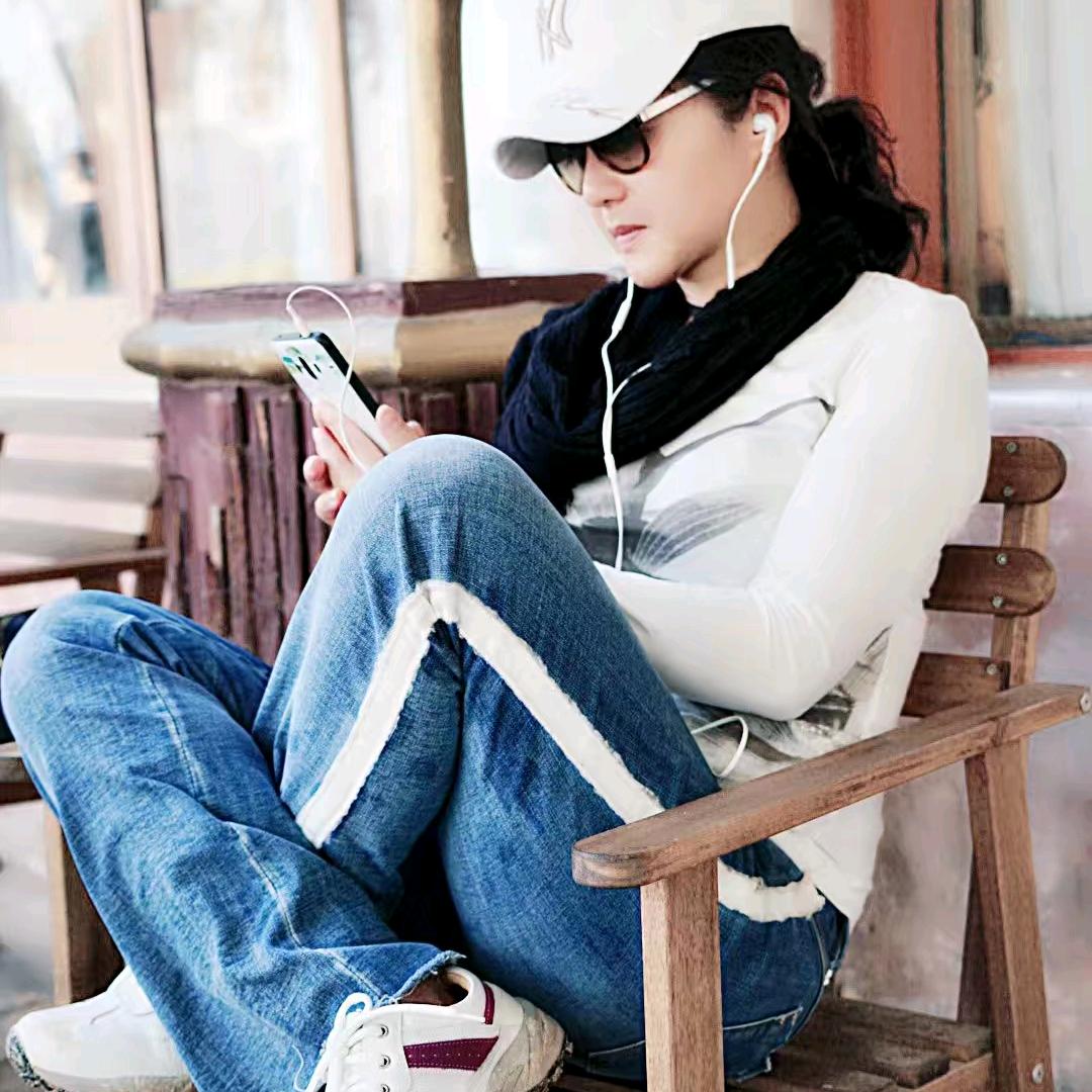 传齐文化主播唯唯