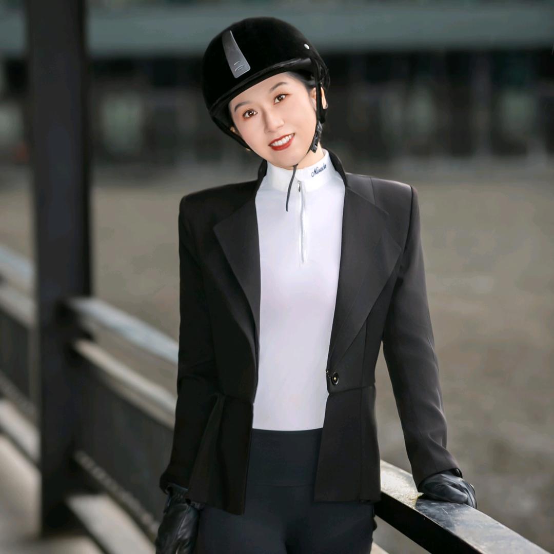 努力拼搏出一片蓝天