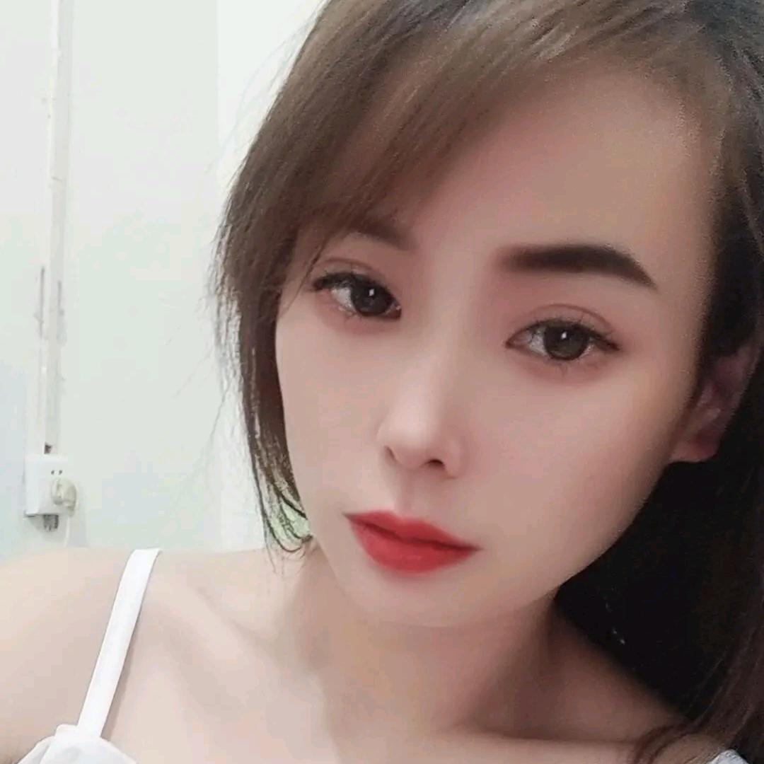 英子