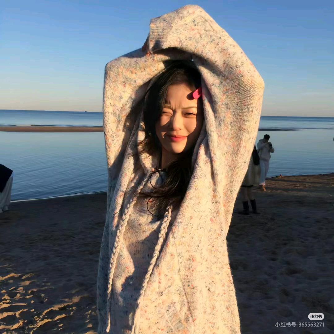 Naomi姜