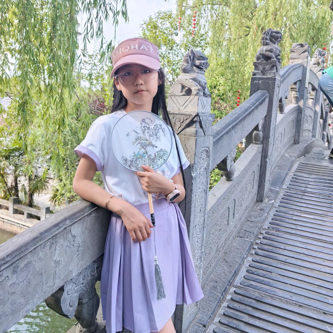 A～🐲Serenity @月宸