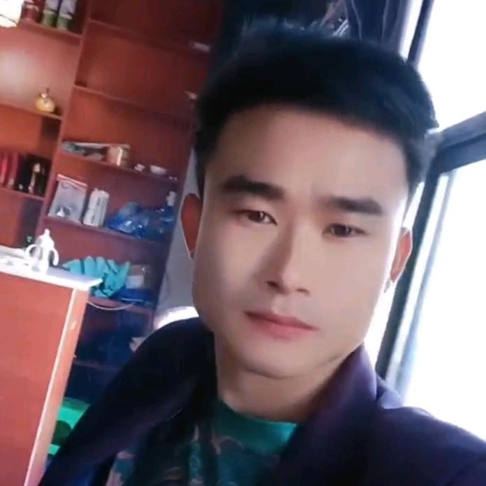 : : 🚬᭄ཽ࿆٭ 堼孞࿐