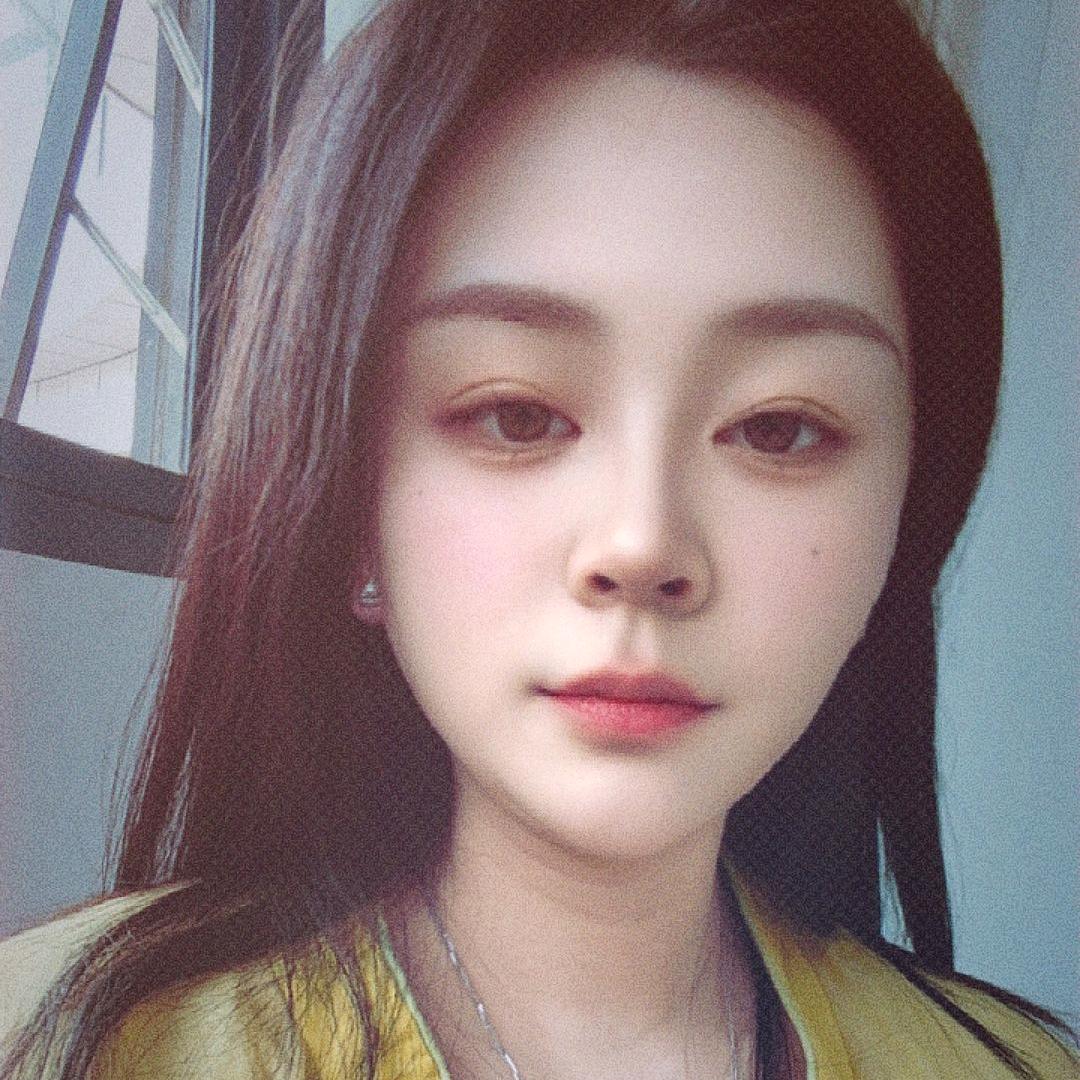 设计师-毛毛虫🐛