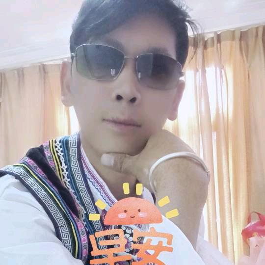👥爱玩小哥👥