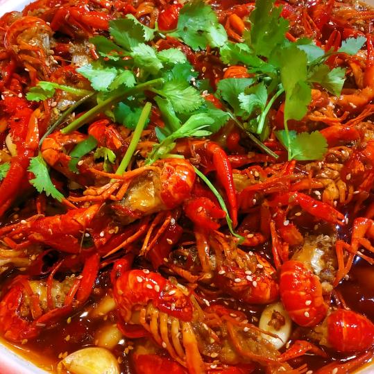 楼山屯，烧烤，铁锅炖临淄店