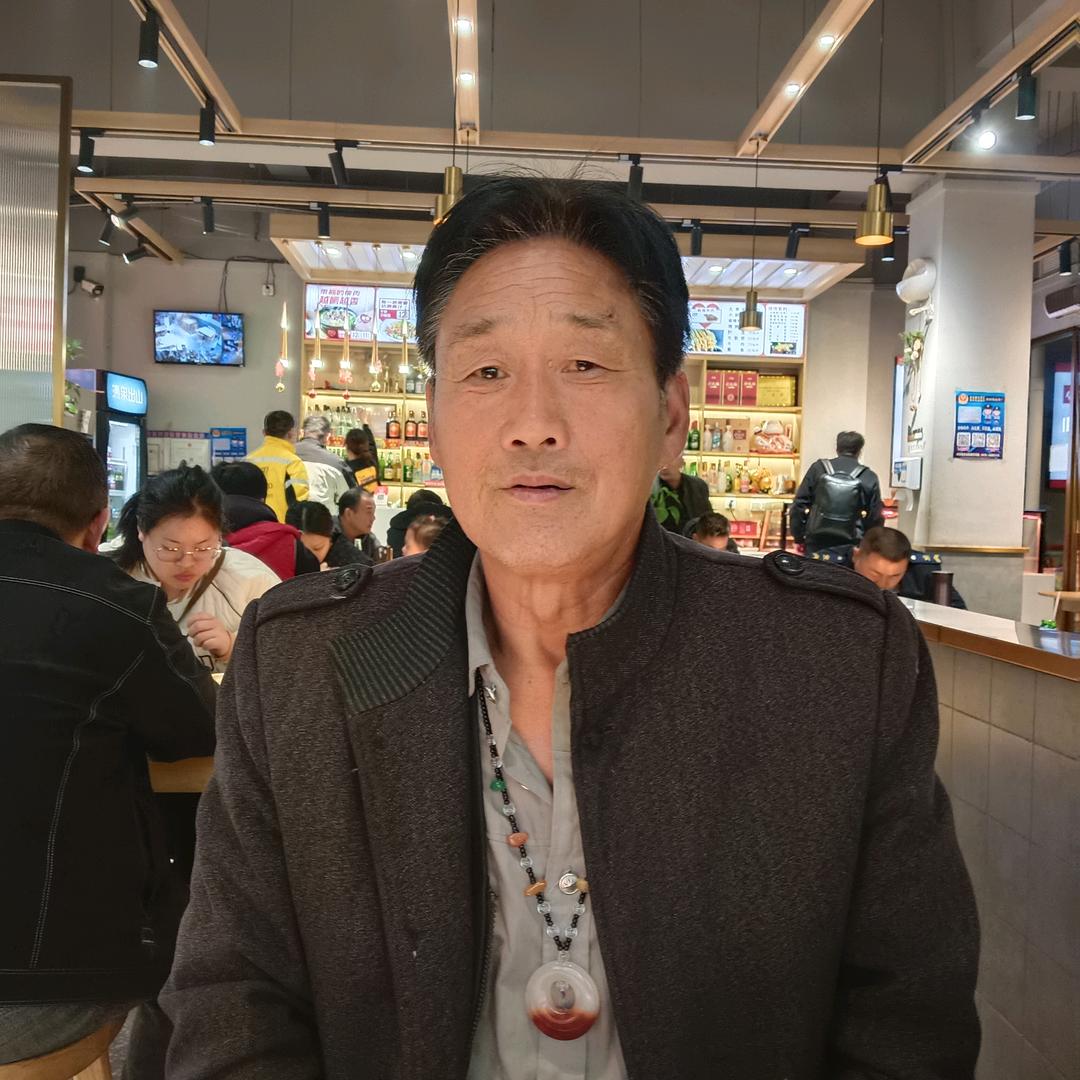 青青的山