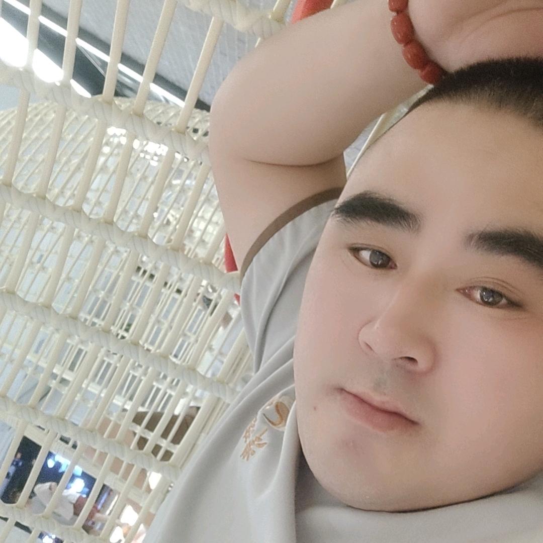 眉毛哥！阿亮
