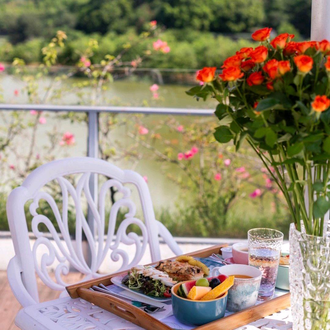 （牵线线）招合伙人