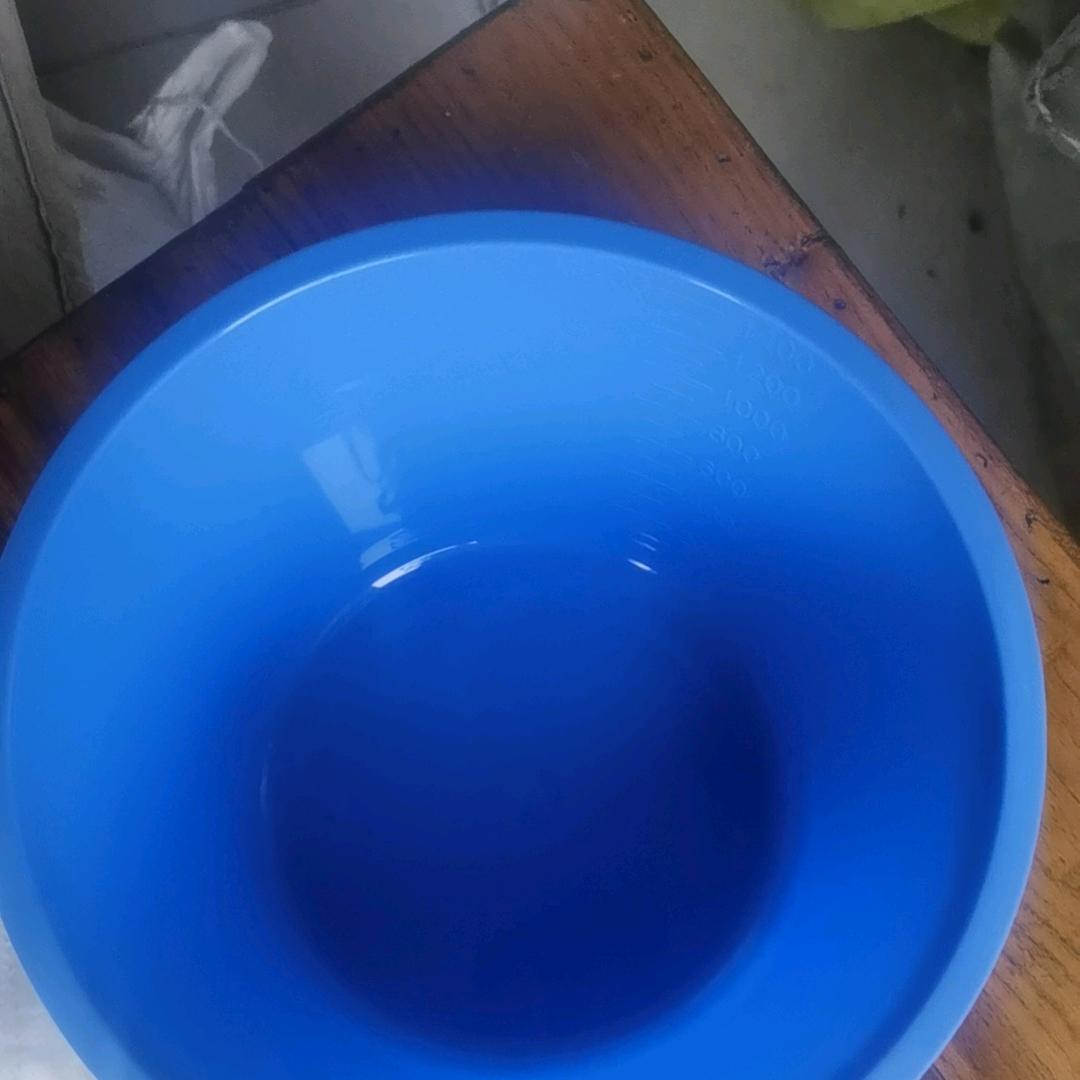 靳