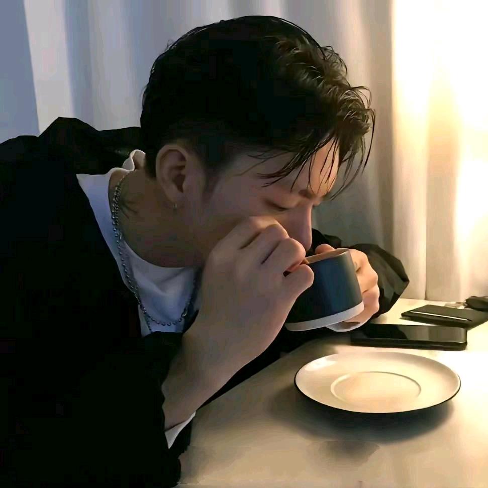 @ℒℴѵℯ·ꦿ ꪶⅈএ᭄李先森ོꦿ࿐