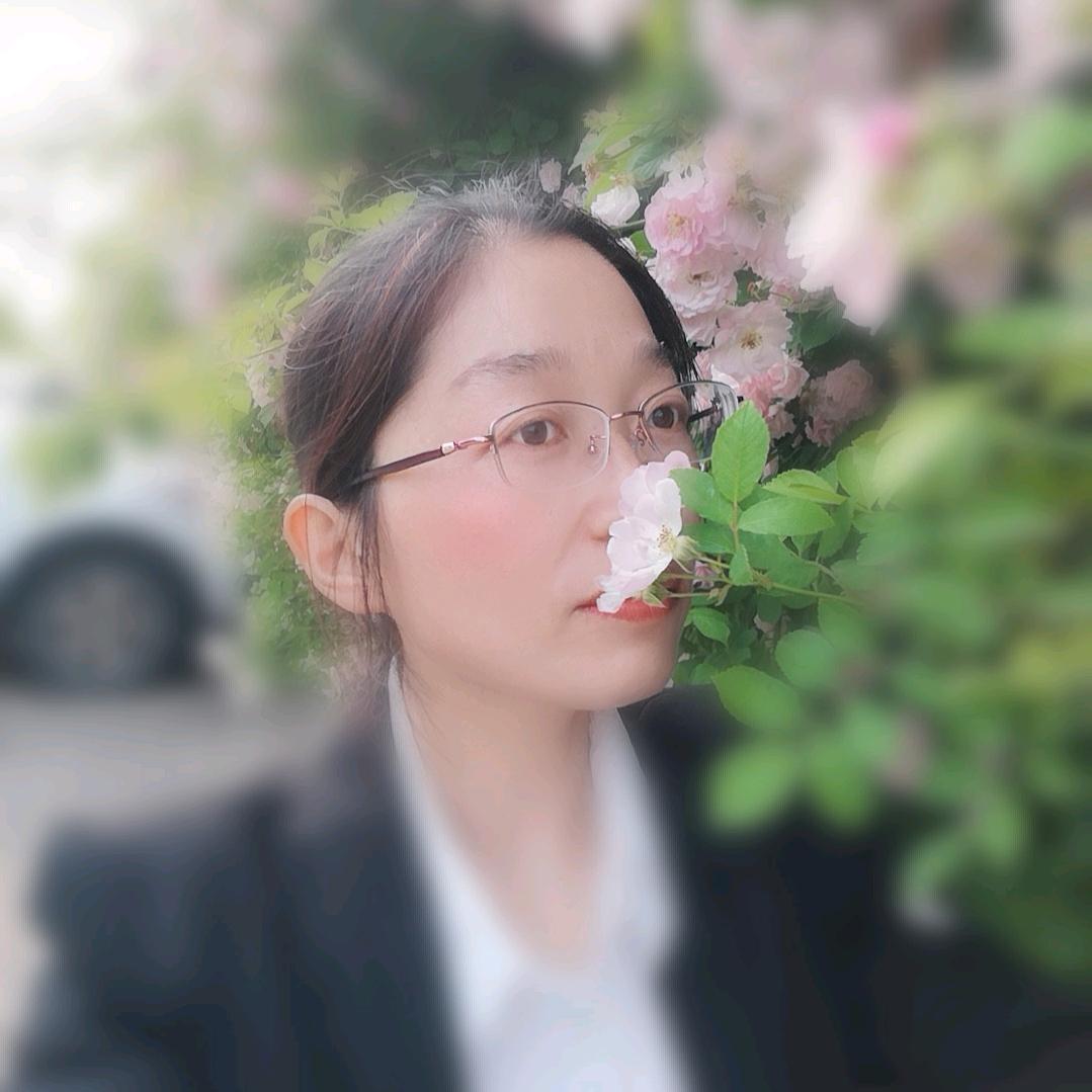天蓝蓝