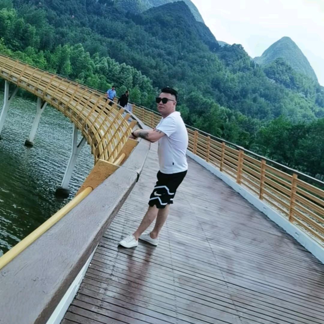 老baby李 公 子  💋
