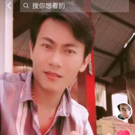 弹琴大叔    ，摄影大叔，