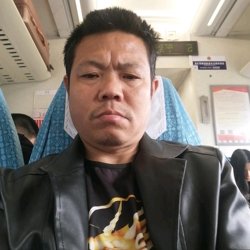 杨扬睌上7点40分开播