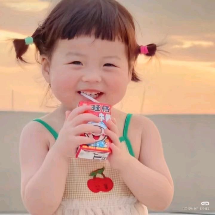 “友趣零食铺”