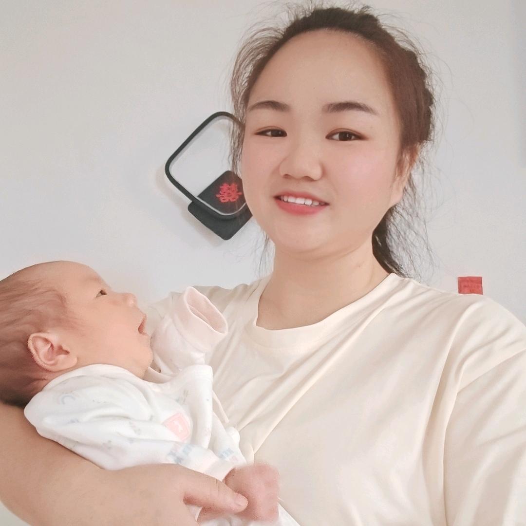 佳贝好孕-90后月嫂红梅（团队）带新人