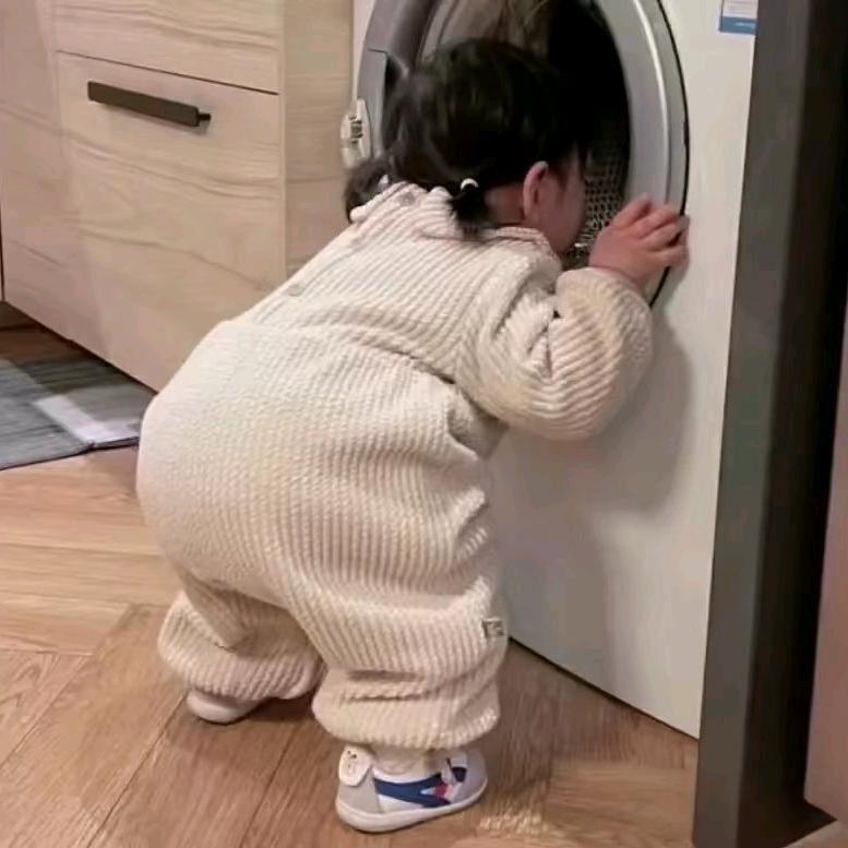 东北坐西边炕头那大姨