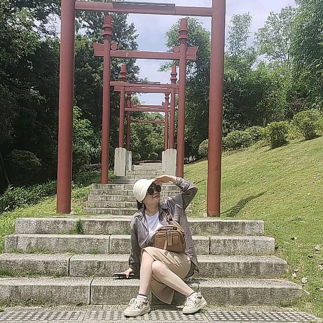 岁月匆匆而过 🍷🍷