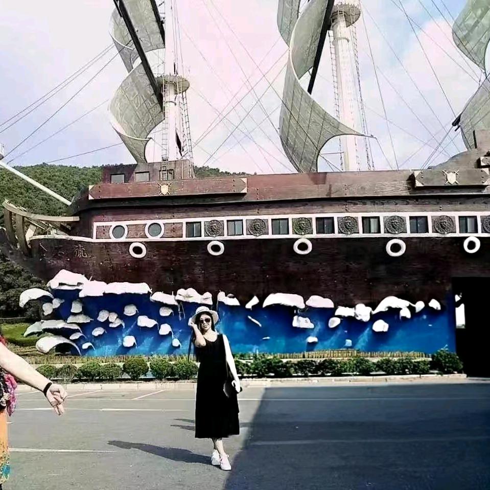 鲁娟