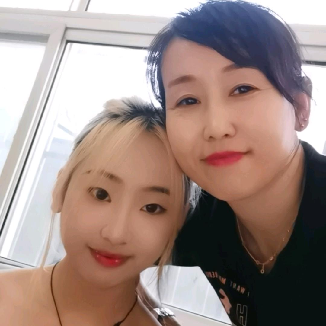 不愿沾染世俗的玫瑰