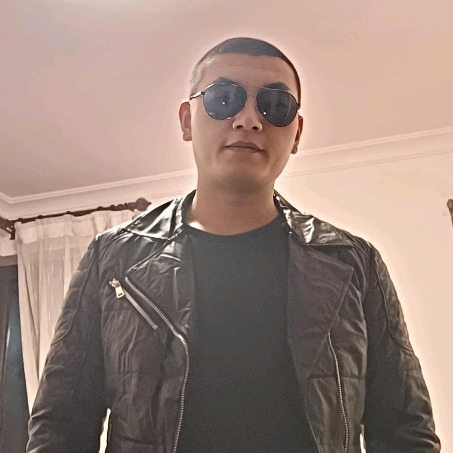 热爱跑步的小张