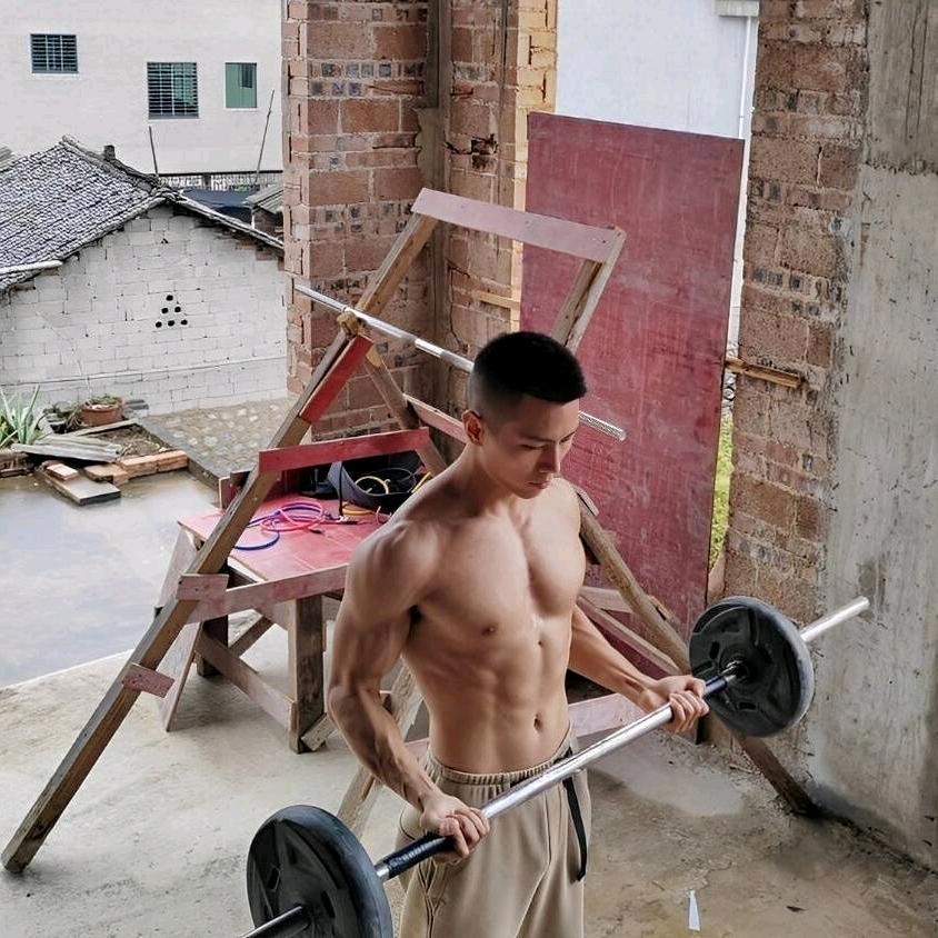 旭业（糙汉）