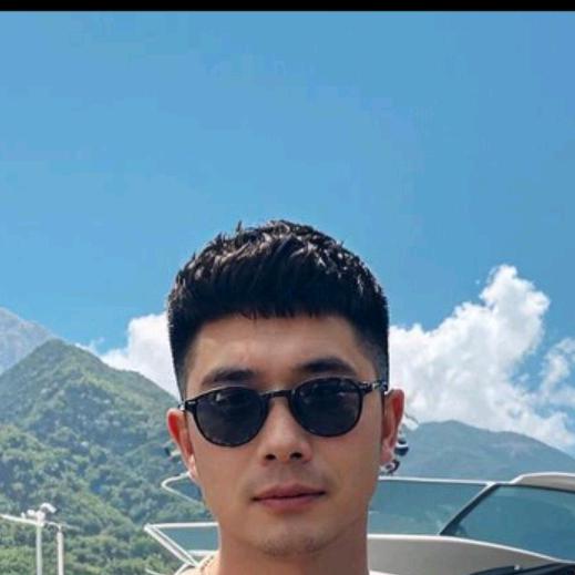 男人至死皆少年