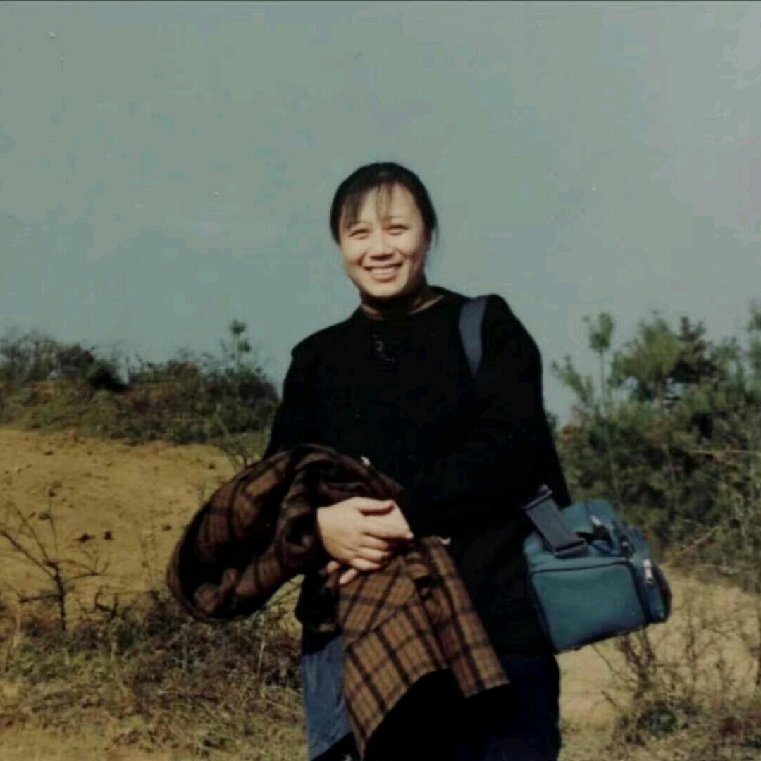 覃添