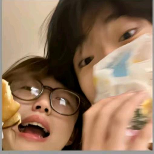 永远不会变的爱小呆💤