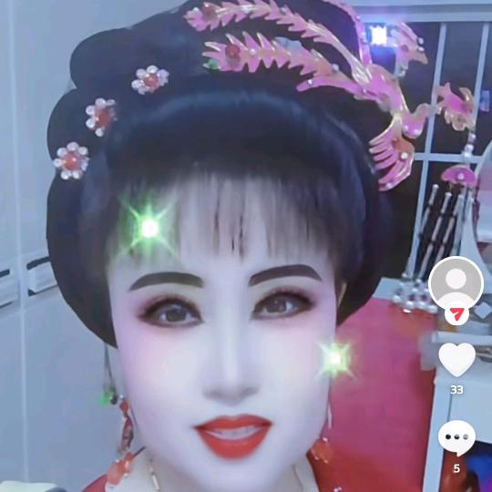 §♥小四子一心一意守护老妈的二结实♪♥