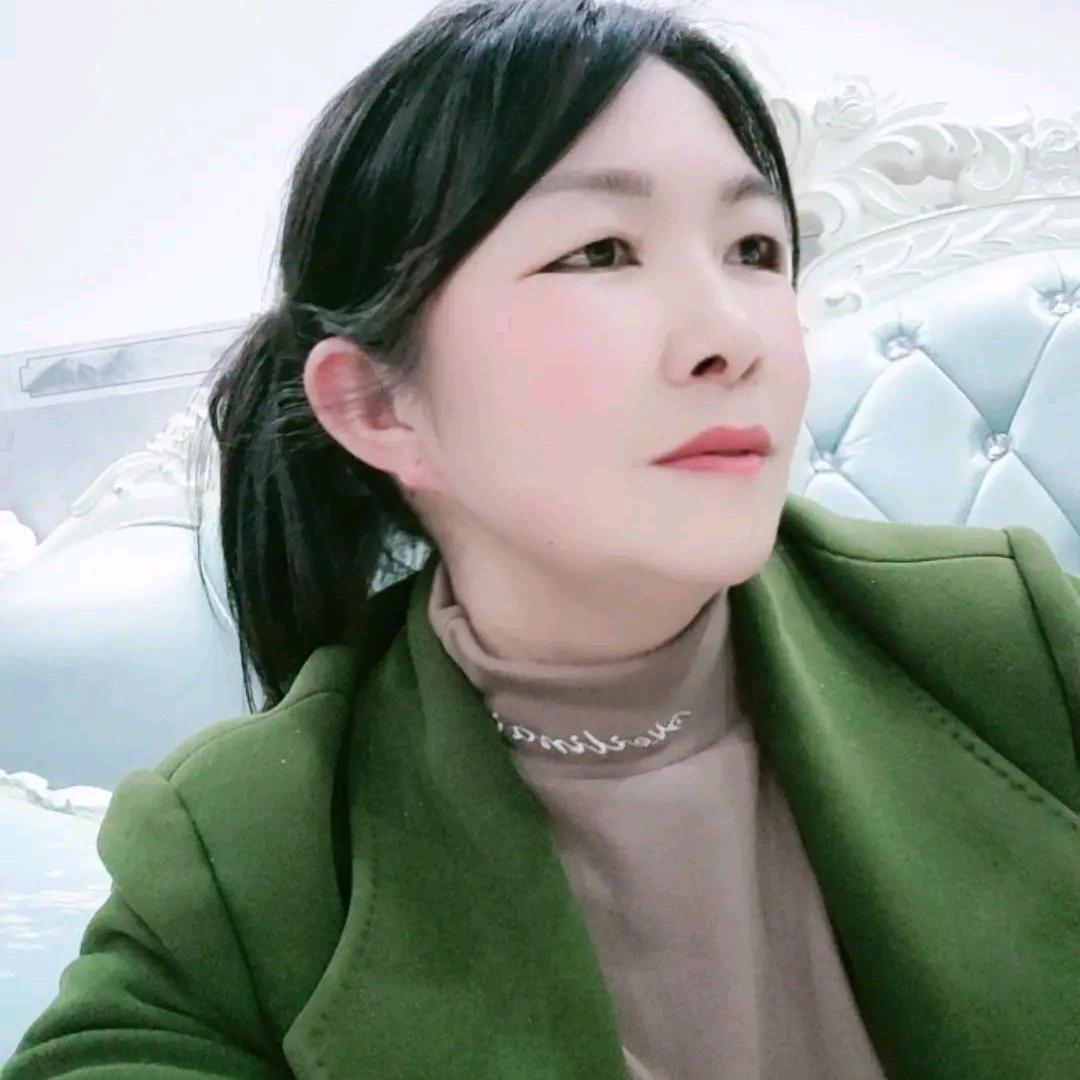 布衣艳艳