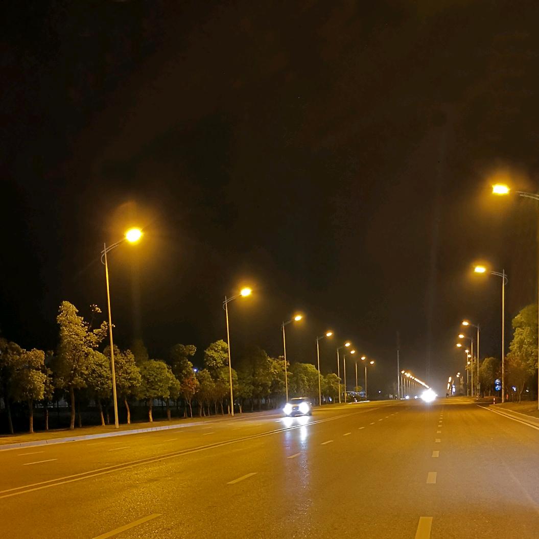 东方不亮西方亮