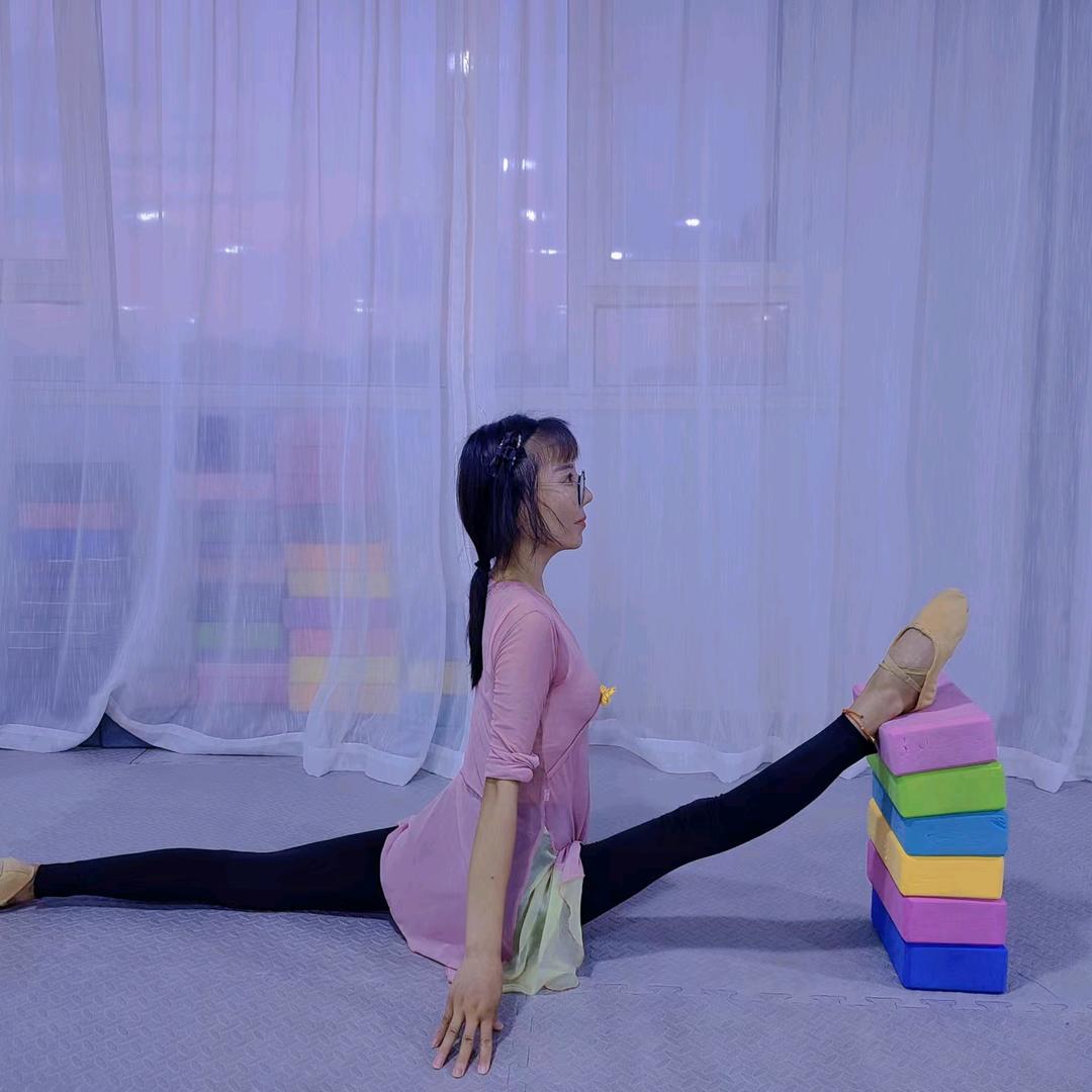 钱蛇儿