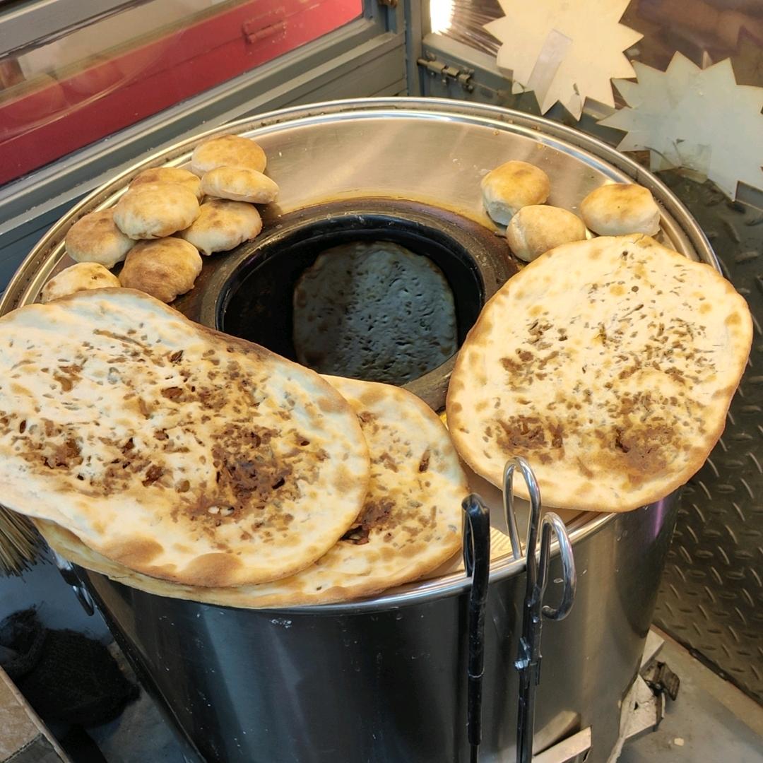 梅菜扣肉饼