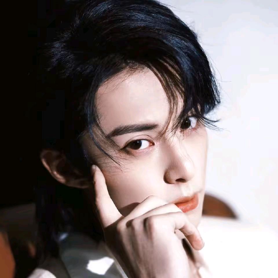 国服第一美少女🌹🌹