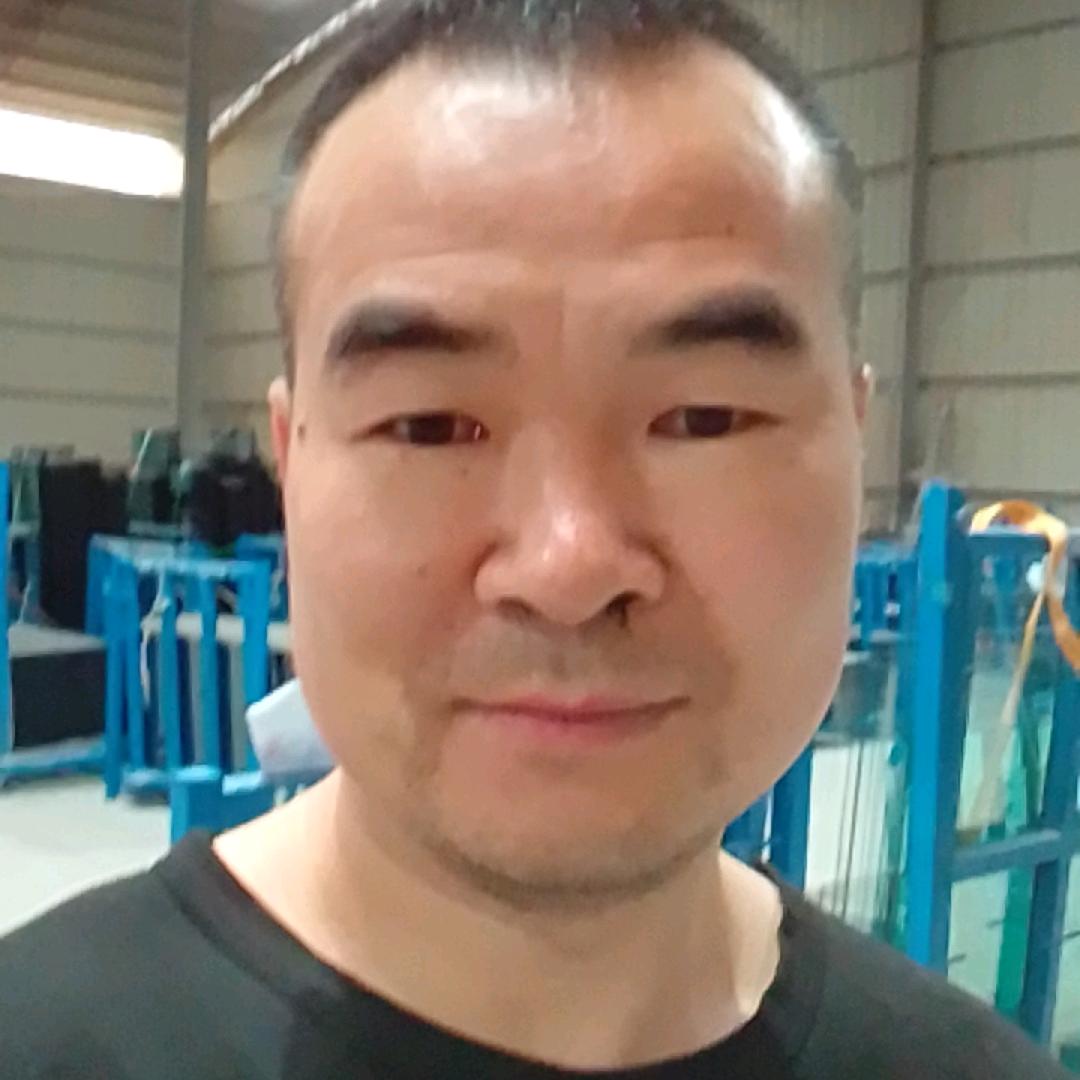 阳光大男孩