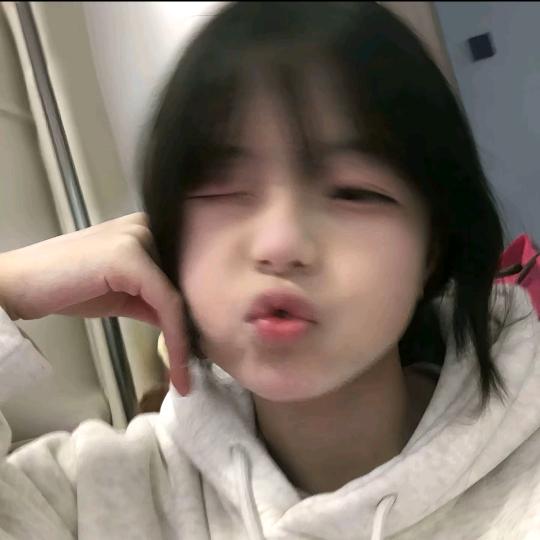 ʚ咩黑的羊🐰ɞ