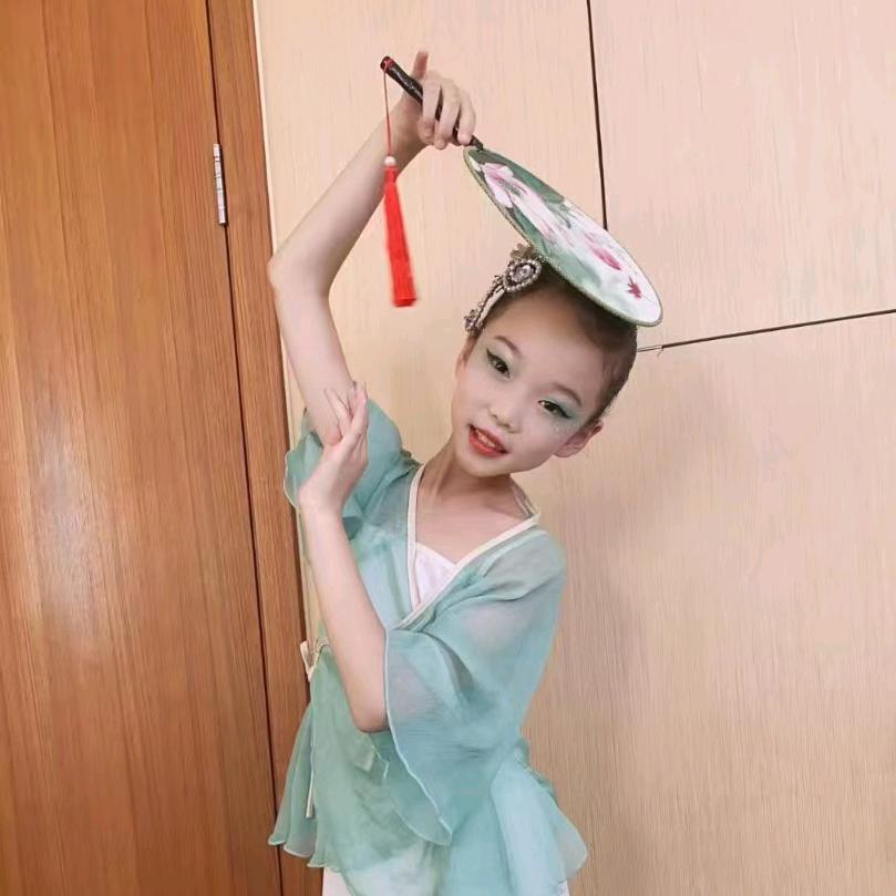 水墨青花