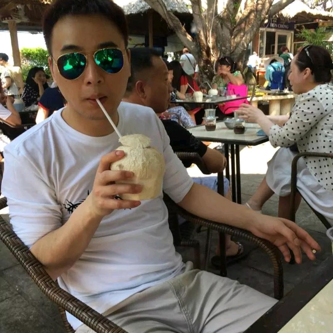 枭雄在世  阿龙🐲🐲🐲