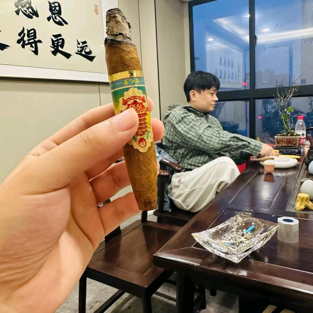 平凡的阿飞